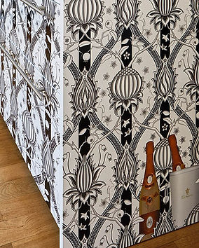 Vector-Graphics-on-Furniture-Surfaces-High-Gloss-Finish-Insects-Motif