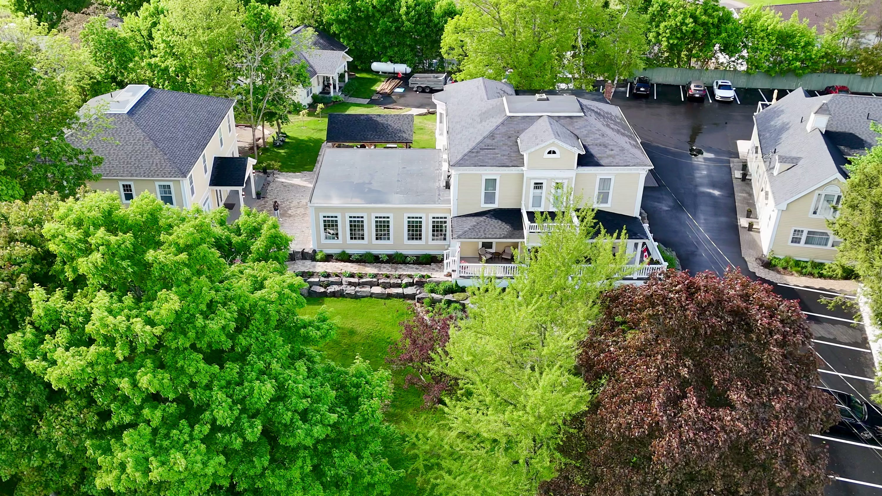 Tattingstone Inn