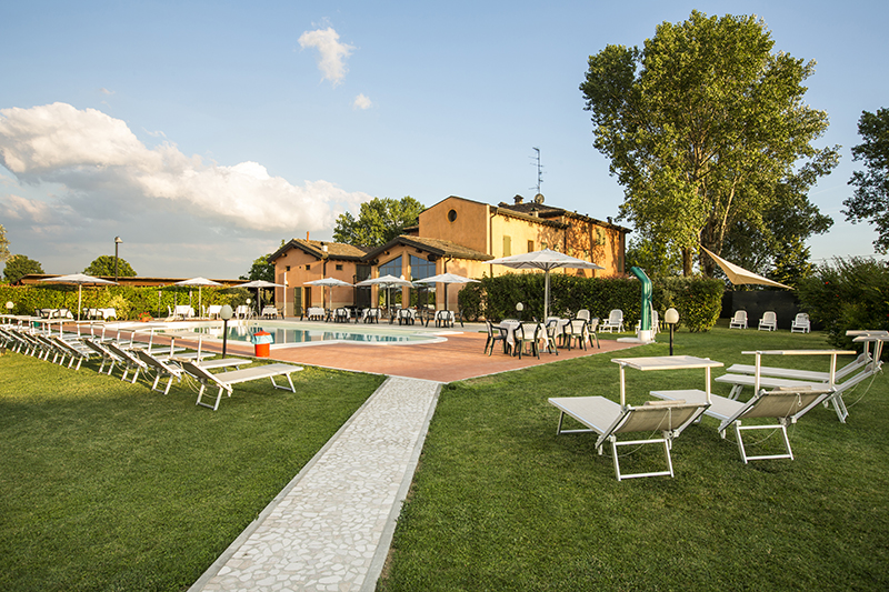 PHOTO GALLERY New Angolo del Paradiso