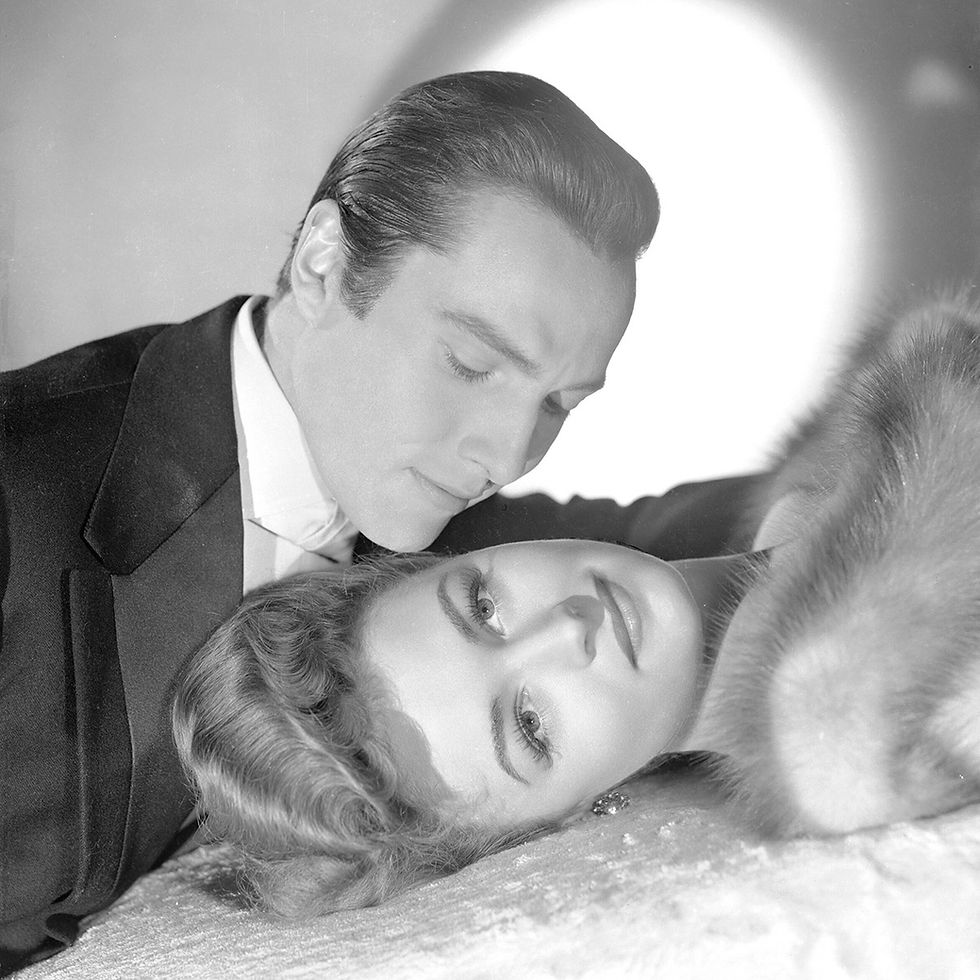 Hurd Hatfield and Donna Reed