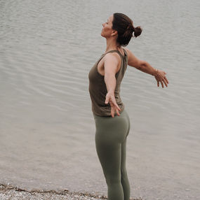 Bilder aus meiner Bildergalerie von mir - Britta Lemloh mit Impressionen aus dem Bereich Yoga, Ayurveda und Rauhnächte.