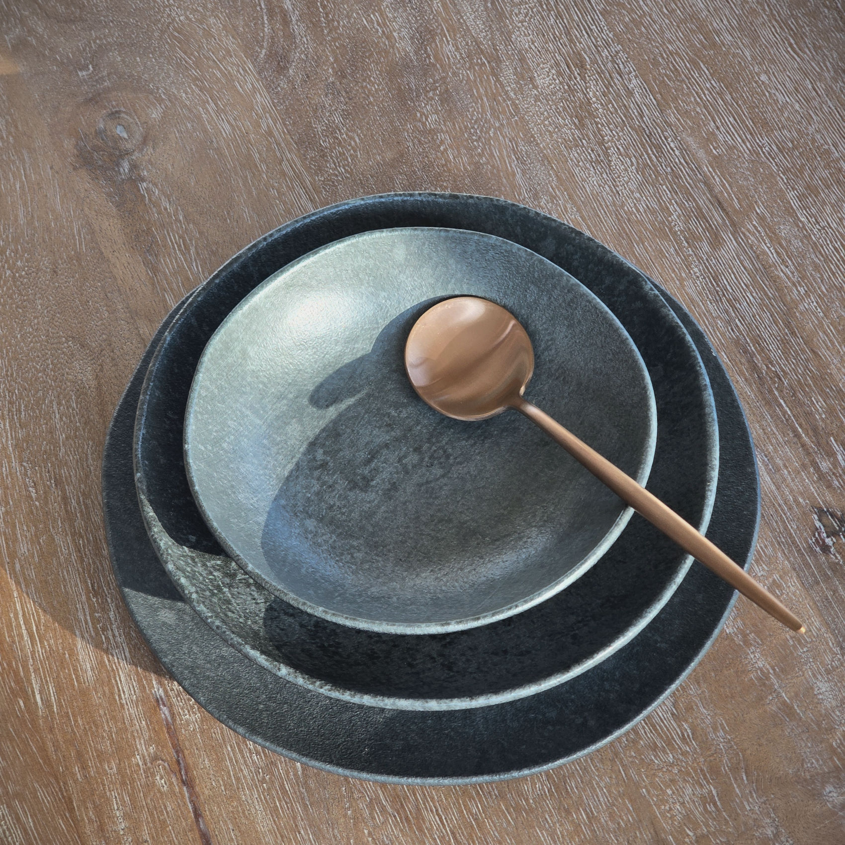 modern dinnerware set