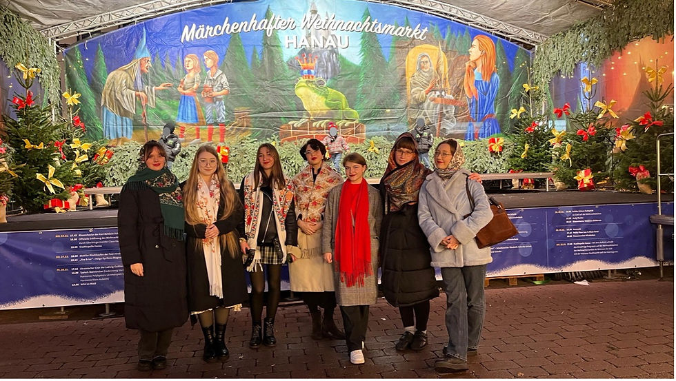 Chor des Hessischen Sonderlehrgangs verzaubert mit ukrainischen Weihnachtsliedern auf dem Hanauer Weihnachtsmarkt