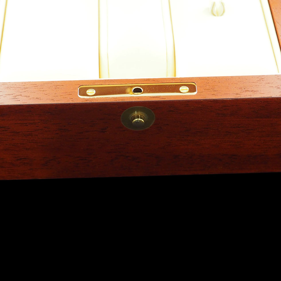 Thumbnail: Patek Philippe Red Wood Box