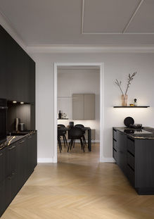 Îlot central Häcker AV 2040 conçu par JustKitchens, cuisiniste sur Auch.