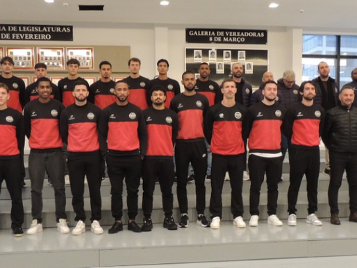 VEC recomeça com apresentação de jogadores