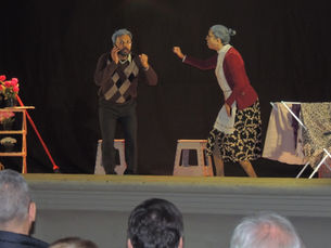 Teatro em Veranópolis alerta sobre golpes
