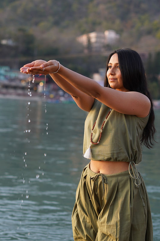 Ganga water_1.JPG