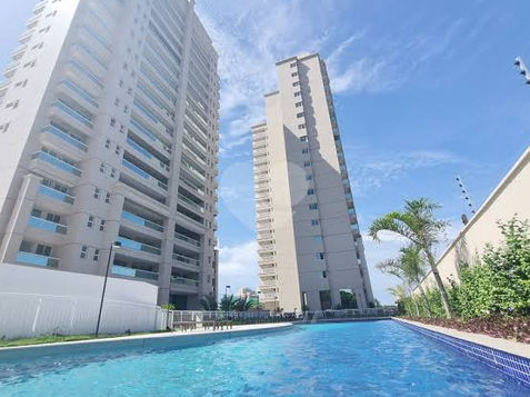 Estrutura de concreto armado do Living Garden da Construtora Colméia em Fortaleza.