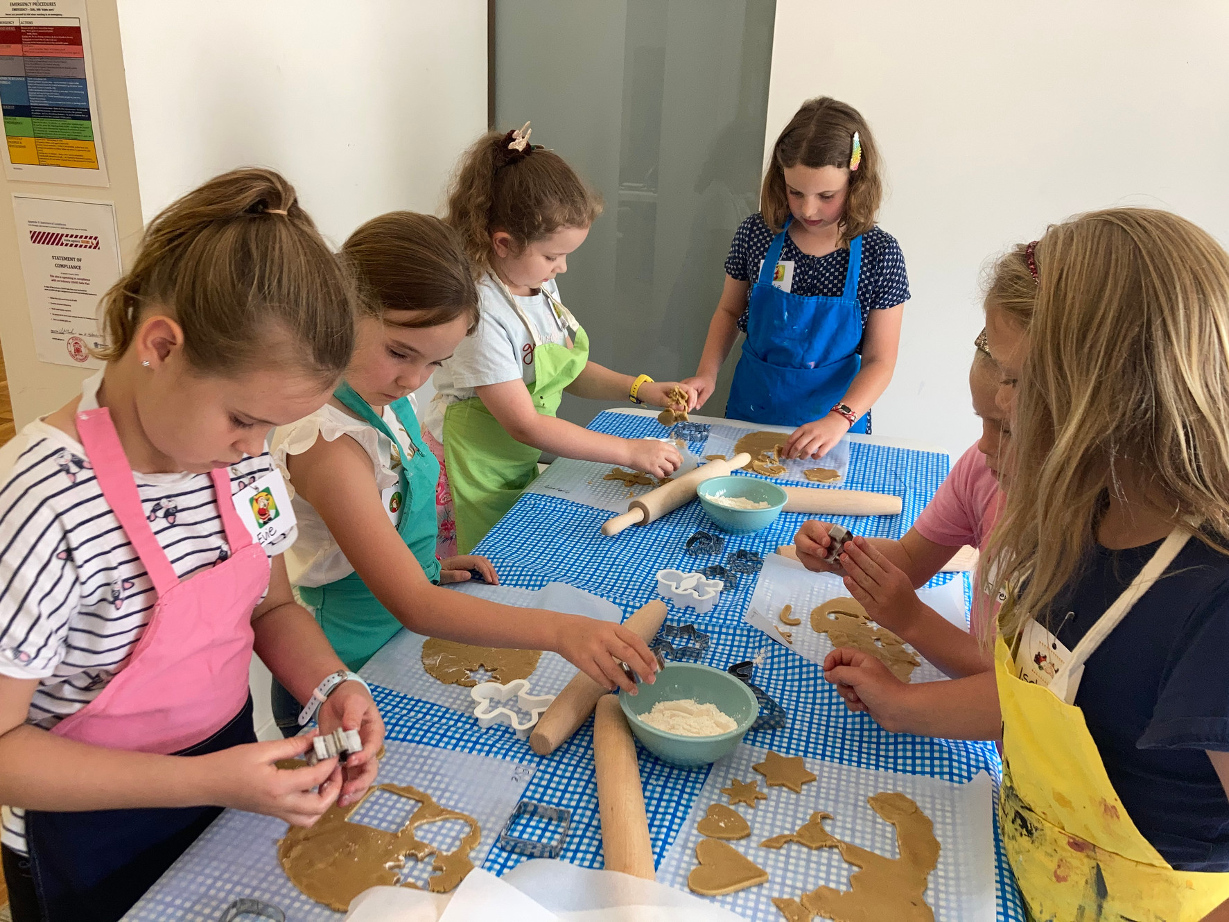 Joyful Arts And Minds