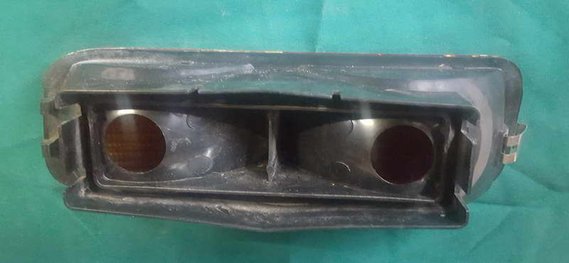 Thumbnail: Land rover discovery II turn signal/foglight assembly