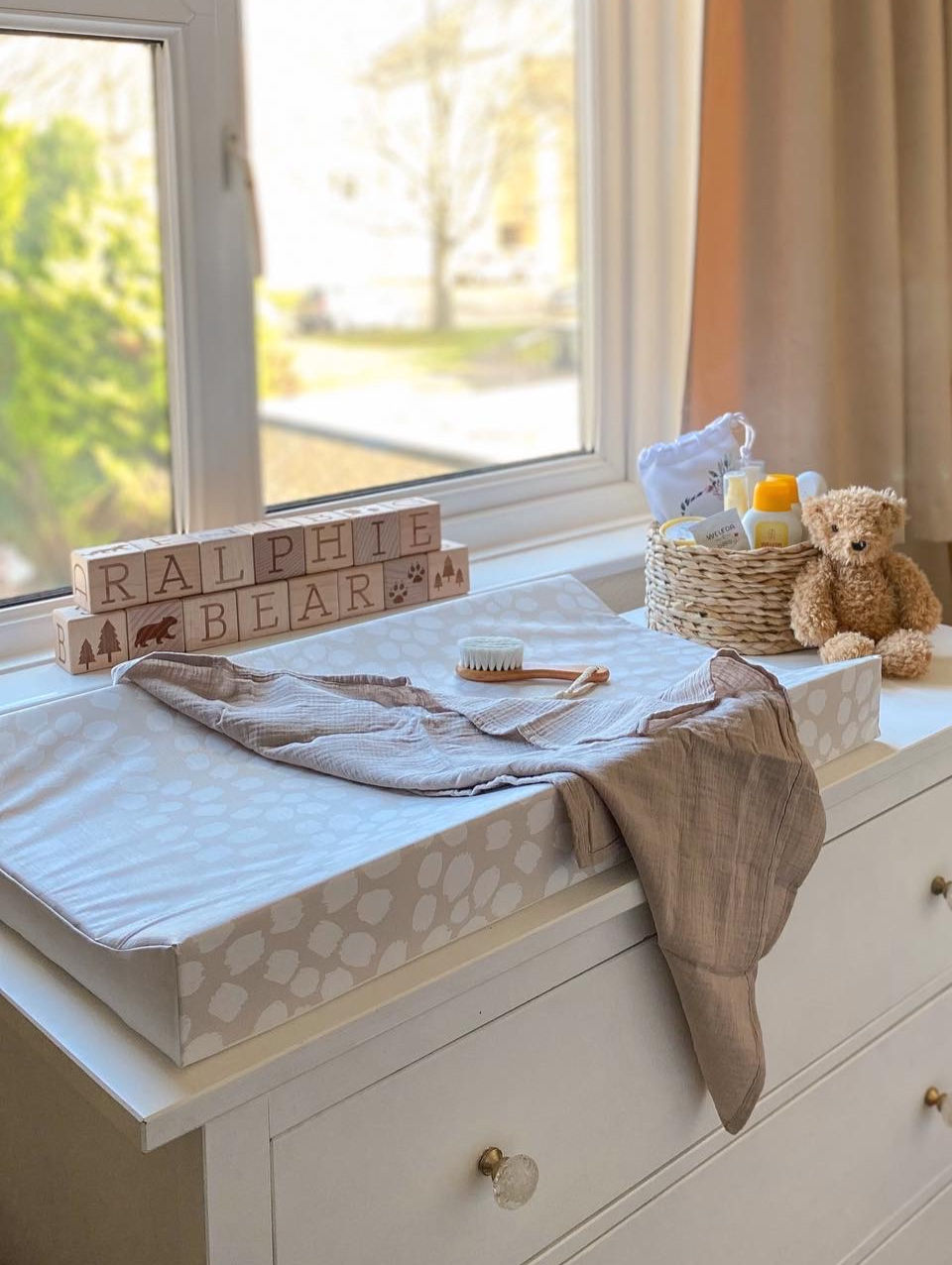 Thumbnail: Scallop Anti Roll Wedge Baby Changing Mat - Neutral Beige