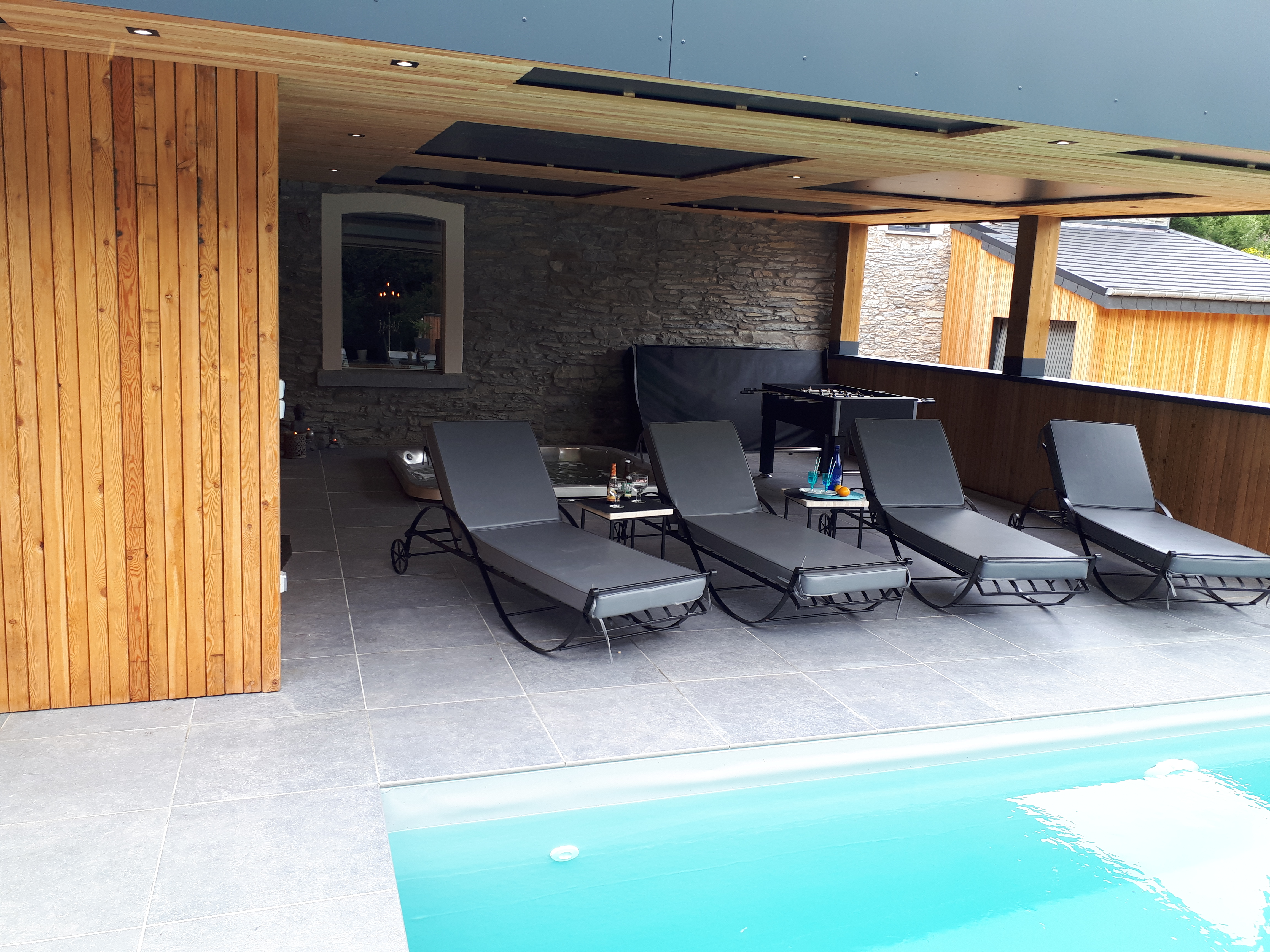 Transats - Jacuzzi - Kicker