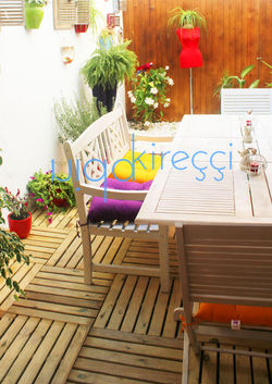 Jardin De Nini Nida Kireççi