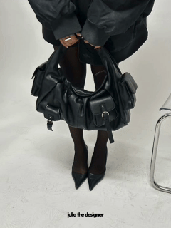 TREND ROULETTE DARK ACADEMIA