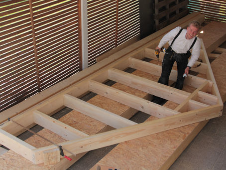 Holzbau vs. Massivbau: Was passt zu uns?