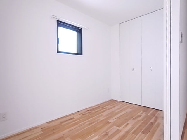 B1-bedroom.jpg