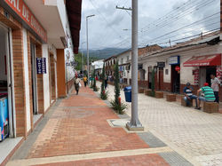 REMODELACIÓN (AMPLIACIÓN DEL ESPACIO PÚBLICO) CARRERA 7 ENTRE CALLES 5 Y 7 EN ARBELÁEZ – CUNDINAMARC