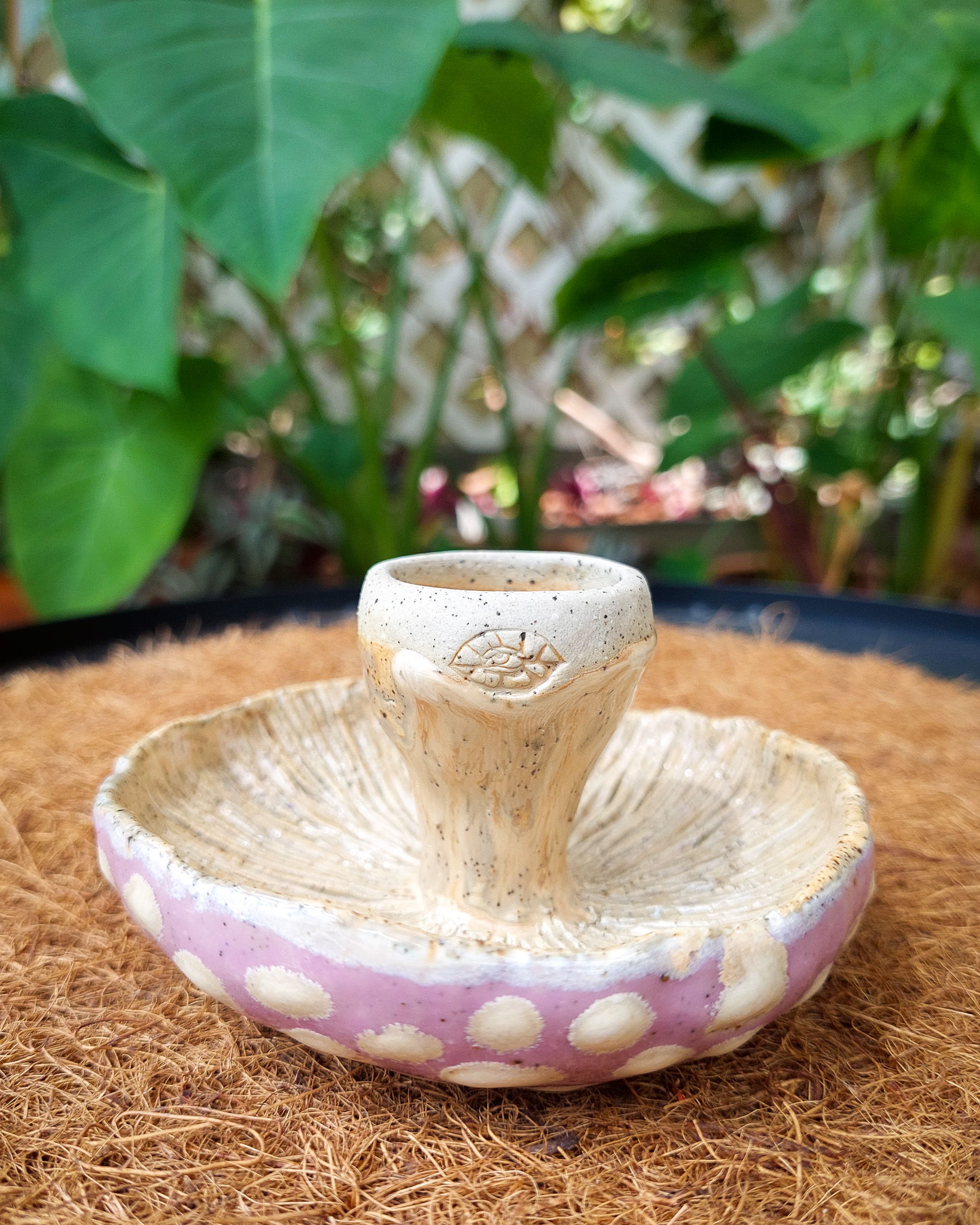 Quemador ceramica Seta Lila Ultramarr Matera Lima: forma seta lila modelado a mano
