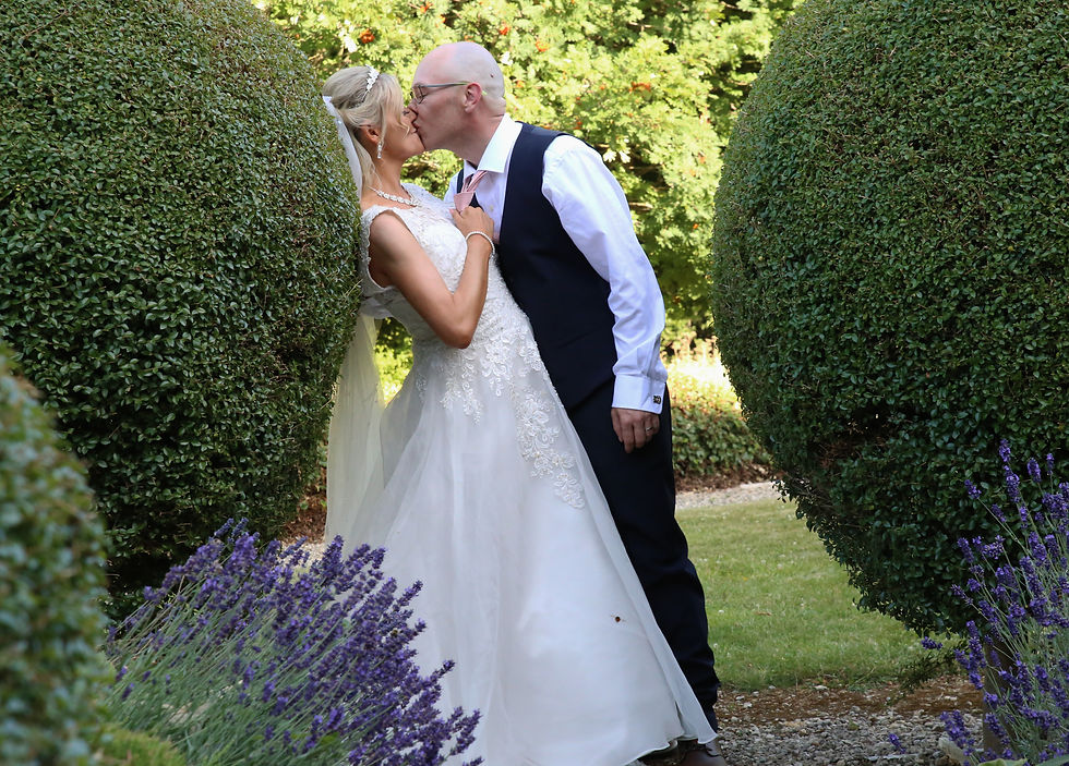 Nicola and Chris (536).JPG