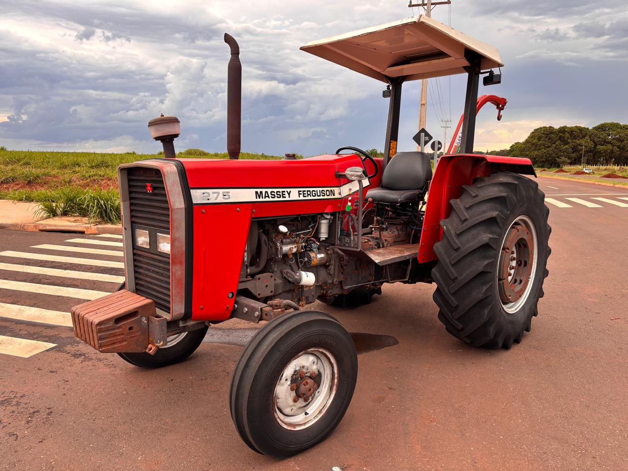 TRATOR MASSEY FERGUSON 275 1996 DIESEL