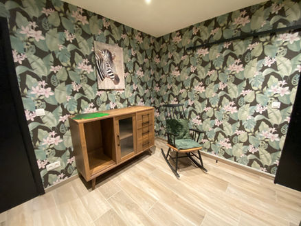 Tweepersoonskamer met privébadkamer en airconditioning in Gîte Le Chasselet