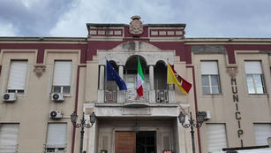 BARCELLONA, TRASPORTO SCOLASTICO, RESTANO A PIEDI GLI STUDENTI DI ORETO E FEMMINAMORTA
