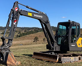 Volvo+Excavator_Wercs+Hire_edited_edited