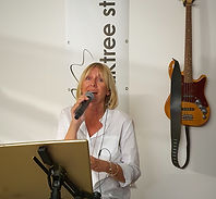 Vovalist Andrea Ruth, Zweigefühl