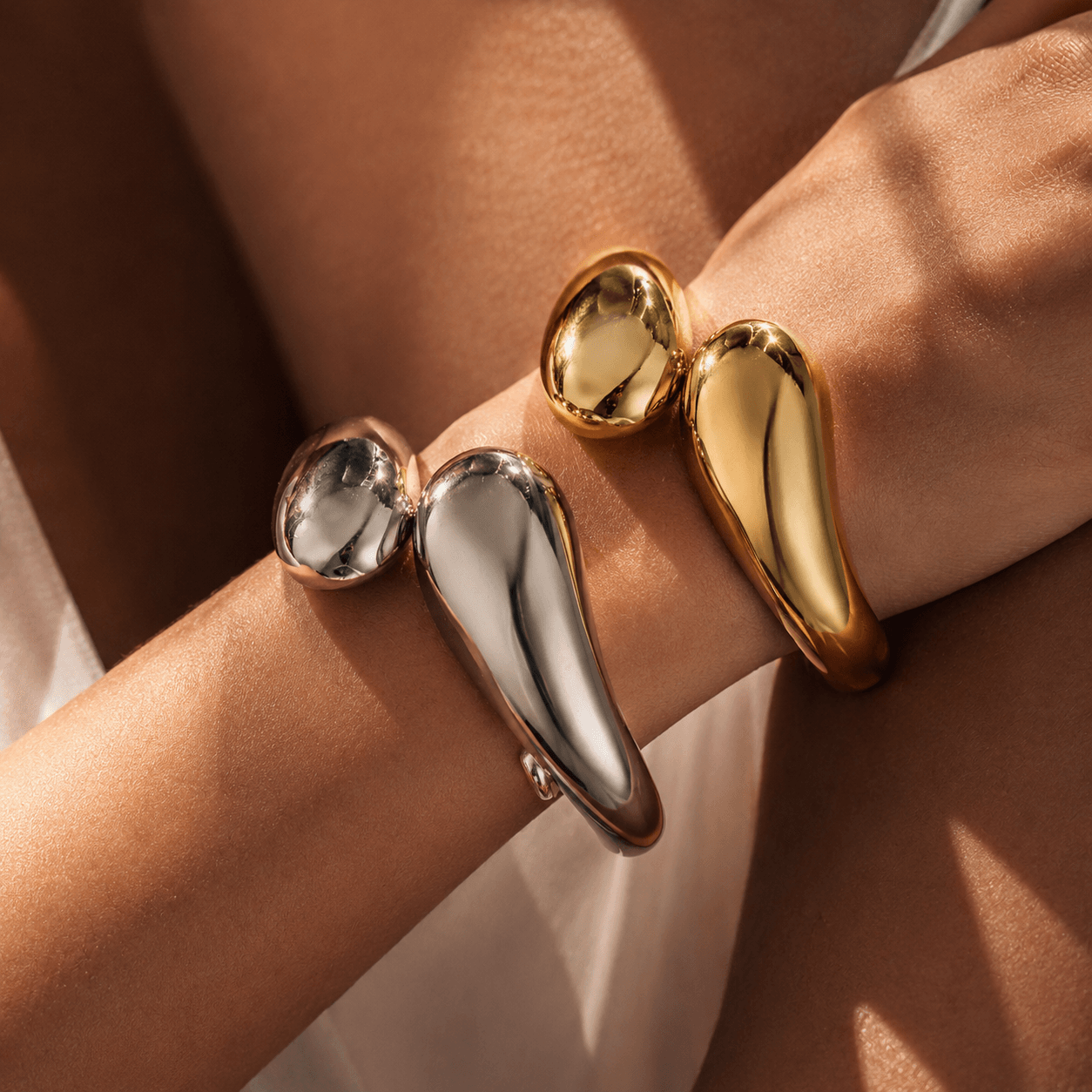 The Sculpted Essence Bracelet™