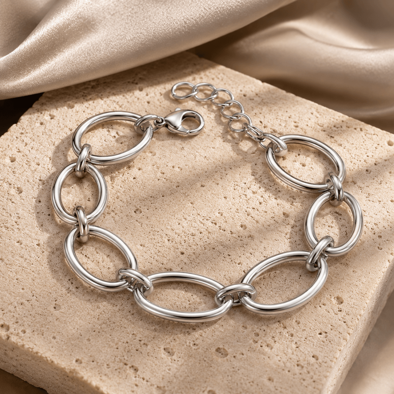 Aurélle Geometric Link Collection