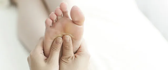 Abdominal Detox Massage Treatment in London image