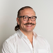 head shot_edited.jpg