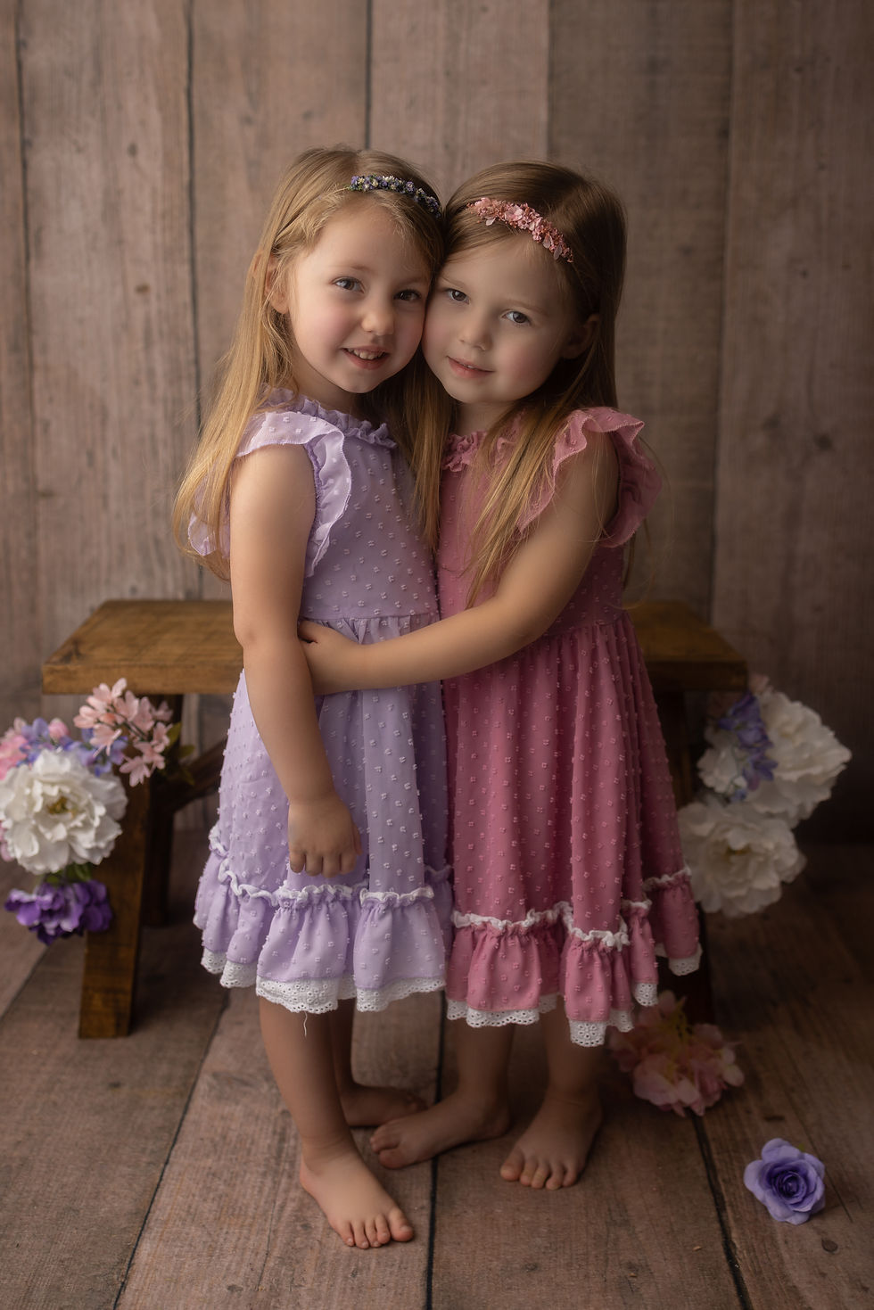 Lansing, Michigan newborn photographer, Lansing, Michigan photographer, Michigan photographer, Michigan children's photographer, Timeless children's images.  Michigan photographer Lansing