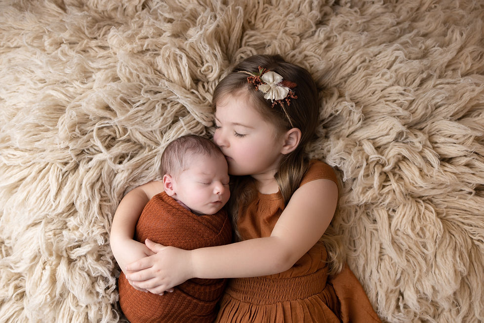 Lansing, Michigan newborn photographer, Mid-Michigan newborn photographer, Michigan baby photographer, Michigan newborn photographer, Michigan baby photos, Ashley Szokola Photography, Michigan sibling and newborn photos