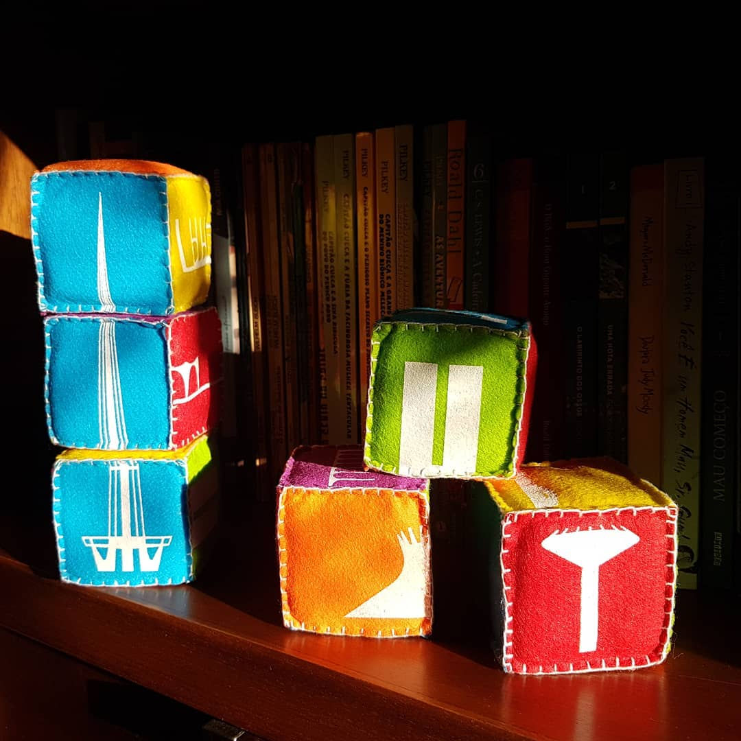 Brasília em bloquinhos