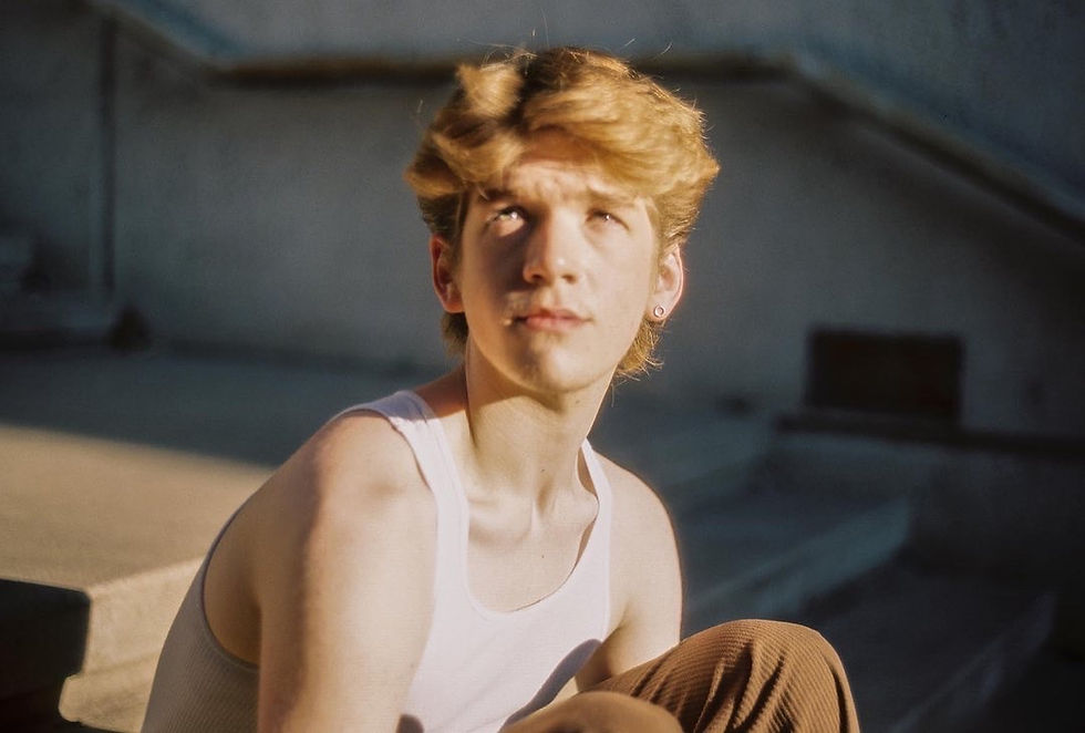 CA95BCAE-4D56-40B9-91C7-D9D97B2AA427