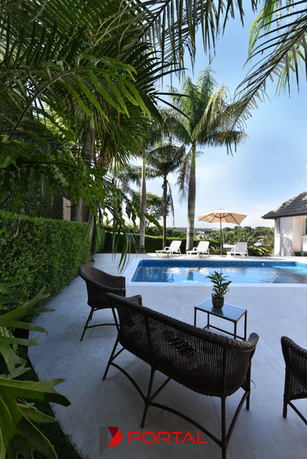 PISCINA TONINHO (3).png