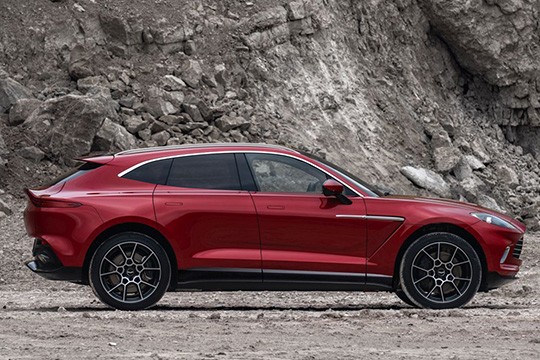 aston-martin-dbx-ava-ci