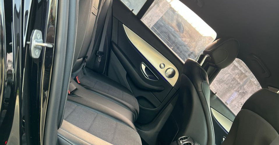 mercedes-benz-e200-2017-20220412-ava-ci-img9