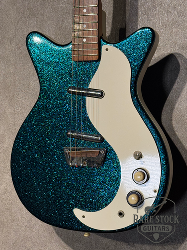 激レアDanelectro DC59 Bluesparkle ケース付 Danelectro DC59 Bluesparkle | rarestockguitars