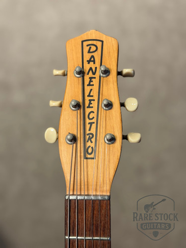 Danelectro DC59 Bluesparkle | rarestockguitars