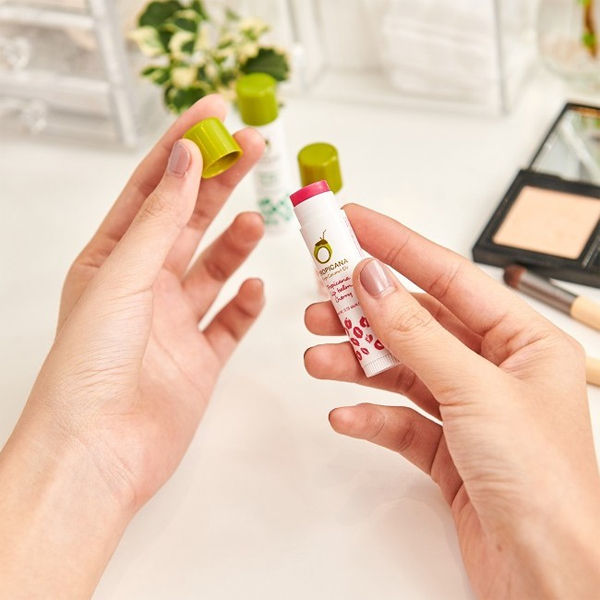 サムネイル： Tropicana Coconut Oil Lip Balm Lip care stick 4.5g
