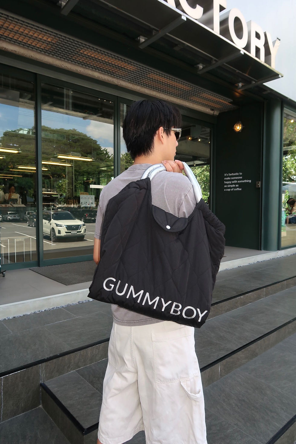 Gummy Boy - Puff Bag by Winny Thanawin