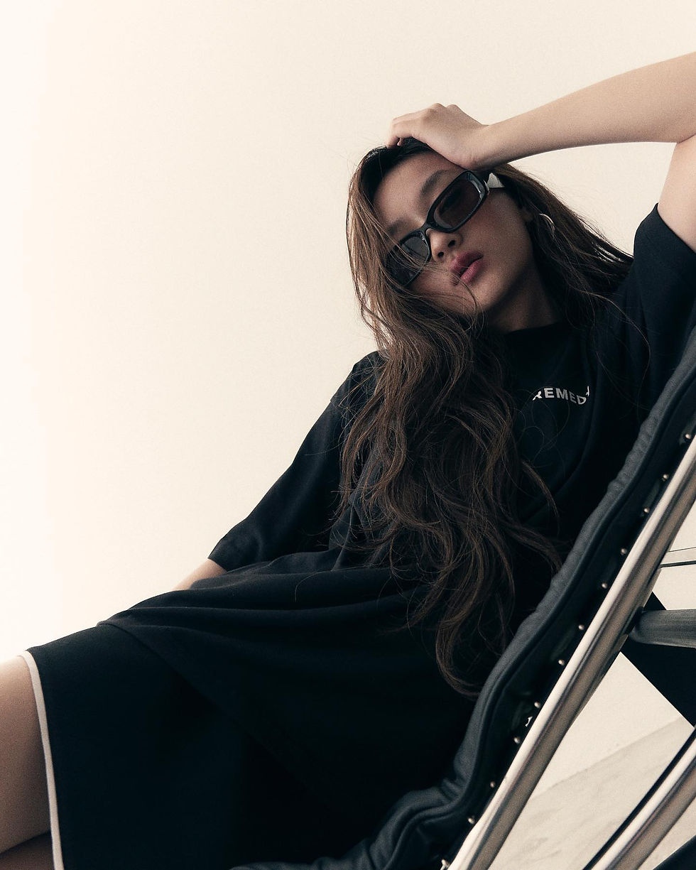 サムネイル： Remedy Essential T-Shirt by Jimmy Jitaraphol