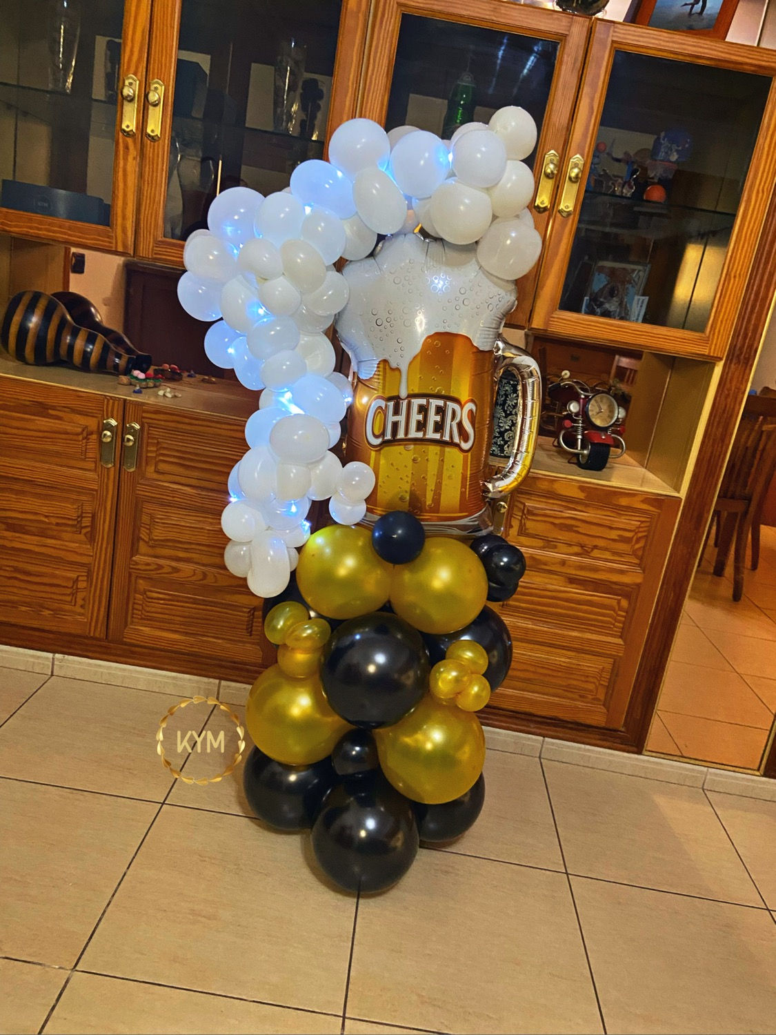 Bouquet de globos cerveza con luces