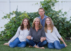 FBrooksfam5x7SIMG_6123 copy