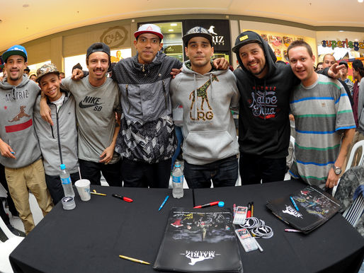 Sessão de autógrafos Equipe MatrizSkate em Canoas/RS