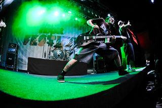 Nx Zero, Fresno e Strike