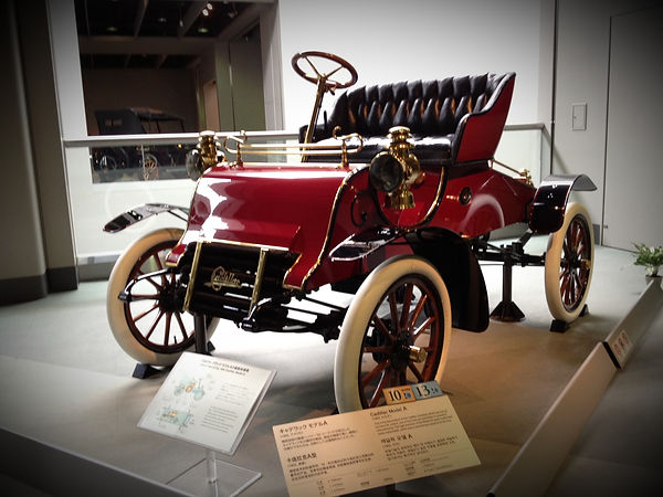 Cadillac_Model_A_1902_(6829587611)_edite